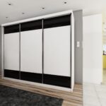 Szafa przesuwna SENSO 15 250 cm ze wstawkami dekoracyjnymi szklanymi