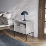 Stolik nocny ORT 56 cm z szufladą ryflowany front szary